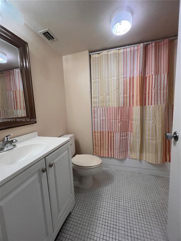 1075 Riverside Dr 505, Coral Springs, FL 33071