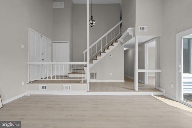13 WRIGHTWOOD PL, Sterling, VA 20164