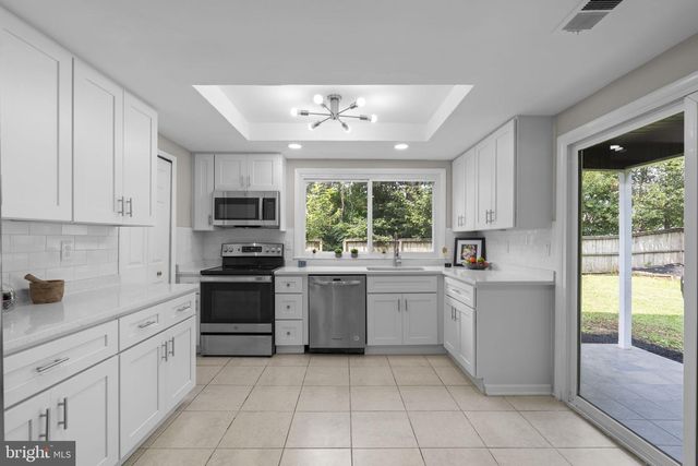 13 WRIGHTWOOD PL, Sterling, VA 20164
