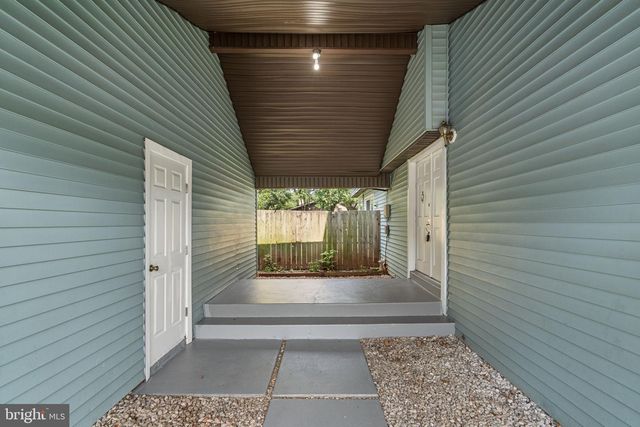13 WRIGHTWOOD PL, Sterling, VA 20164