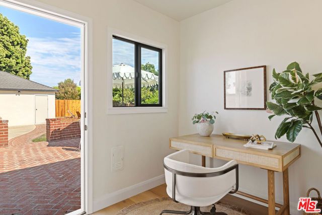 3604 S Muirfield Road, Los Angeles, CA 90016