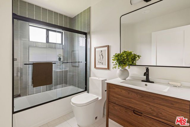 3604 S Muirfield Road, Los Angeles, CA 90016