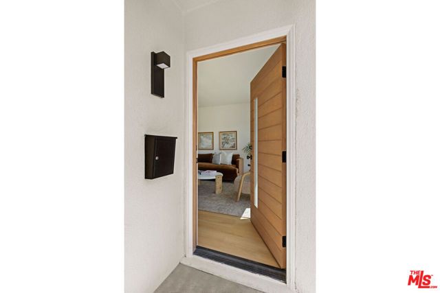 3604 S Muirfield Road, Los Angeles, CA 90016