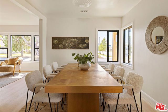 3604 S Muirfield Road, Los Angeles, CA 90016