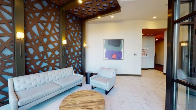 10 Front 302, Weymouth, MA 02188