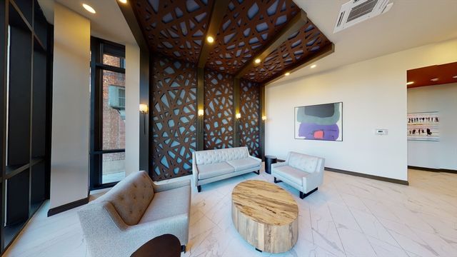 10 Front 302, Weymouth, MA 02188