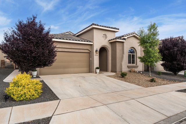 4046 Mountain Loop Trail NE, Rio Rancho, NM 87144