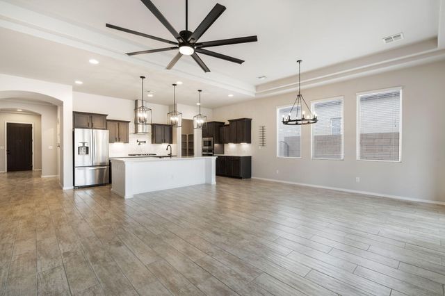 4046 Mountain Loop Trail NE, Rio Rancho, NM 87144