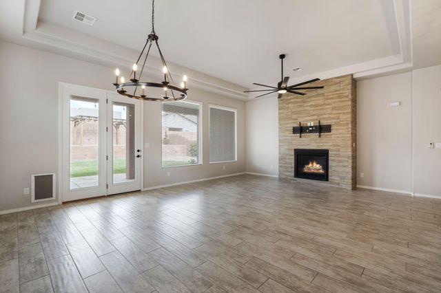 4046 Mountain Loop Trail NE, Rio Rancho, NM 87144