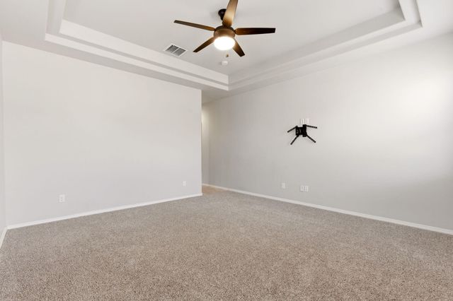 4046 Mountain Loop Trail NE, Rio Rancho, NM 87144