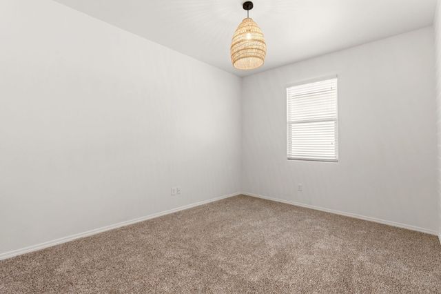 4046 Mountain Loop Trail NE, Rio Rancho, NM 87144
