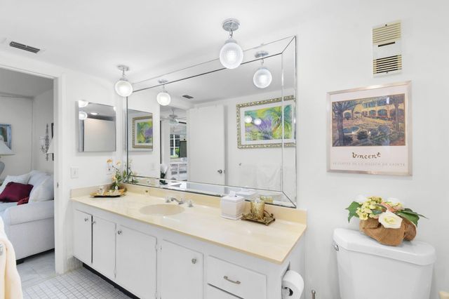 3412 NE Causeway Boulevard 103, Jensen Beach, FL 34957