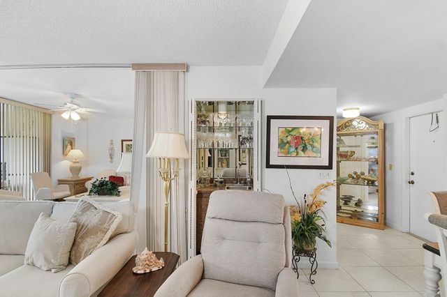 3412 NE Causeway Boulevard 103, Jensen Beach, FL 34957