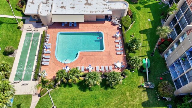 3412 NE Causeway Boulevard 103, Jensen Beach, FL 34957