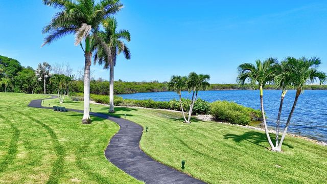 3412 NE Causeway Boulevard 103, Jensen Beach, FL 34957