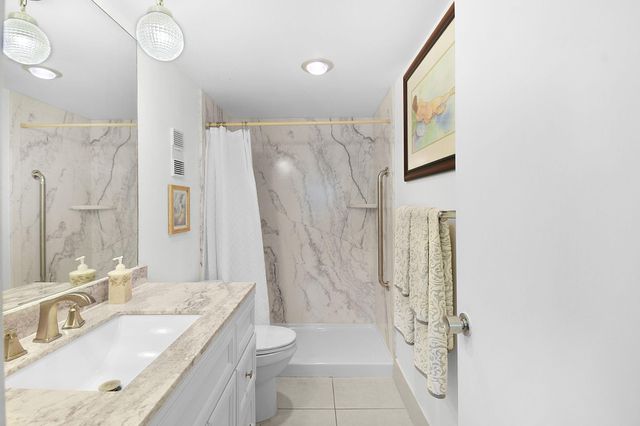 3412 NE Causeway Boulevard 103, Jensen Beach, FL 34957