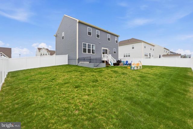 194 TRIBERG DR, Charles Town, WV 25414