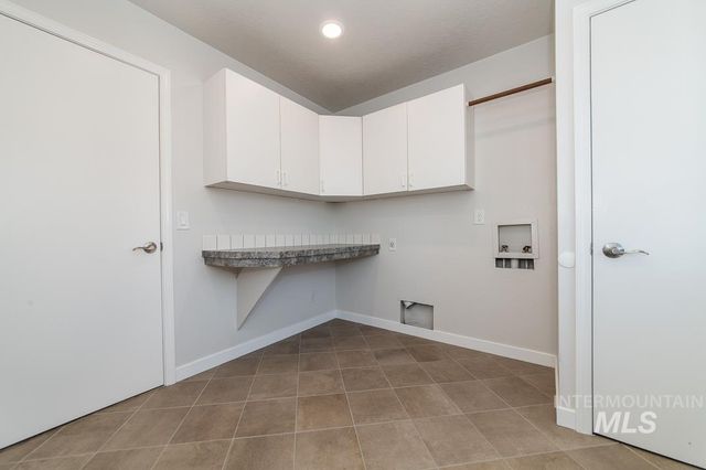 480 E Easy St, Kuna, ID 83634