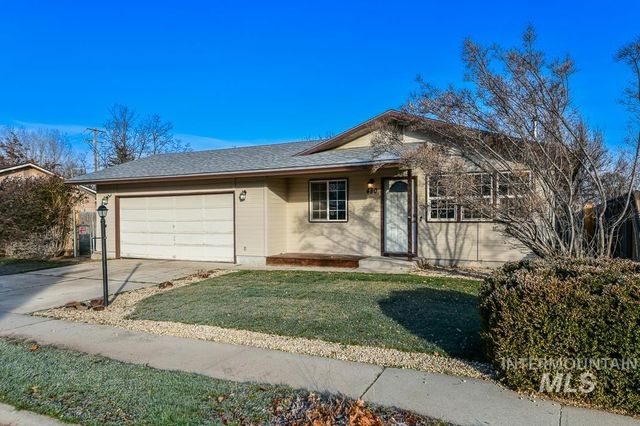 480 E Easy St, Kuna, ID 83634