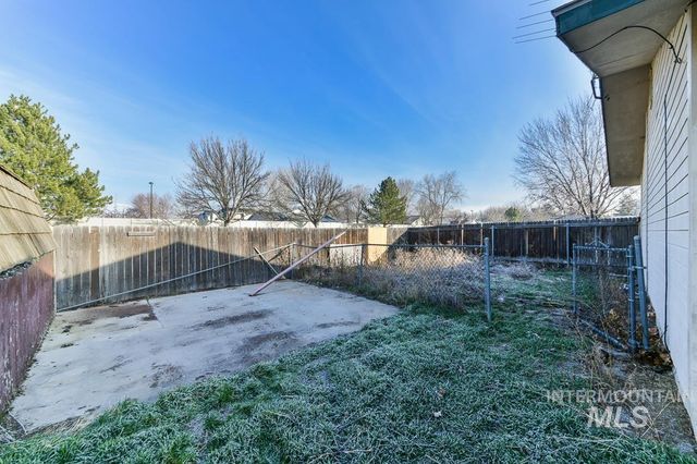 480 E Easy St, Kuna, ID 83634