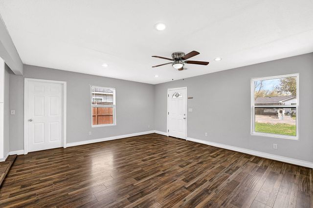 7710 Erath Street, Houston, TX 77023