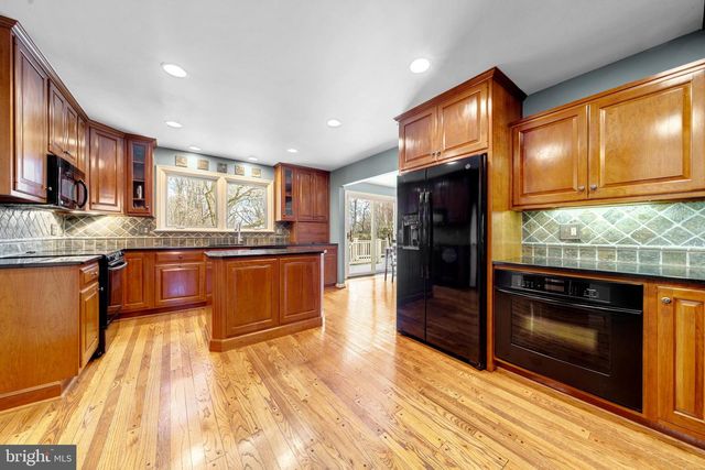 9508 BRIAN JAC LN, Great Falls, VA 22066