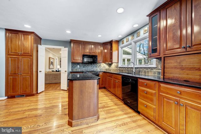 9508 BRIAN JAC LN, Great Falls, VA 22066