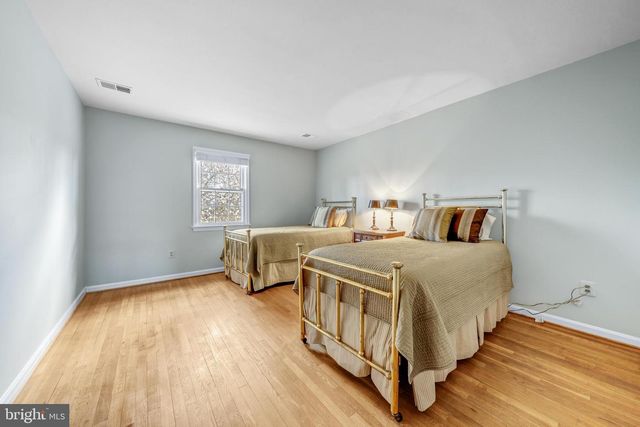 9508 BRIAN JAC LN, Great Falls, VA 22066