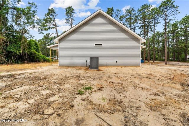 439 E Philadelphia Avenue, Pinebluff, NC 28373