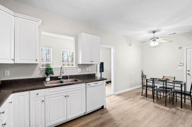 282 Waxberry Court, Boiling Springs, SC 29316