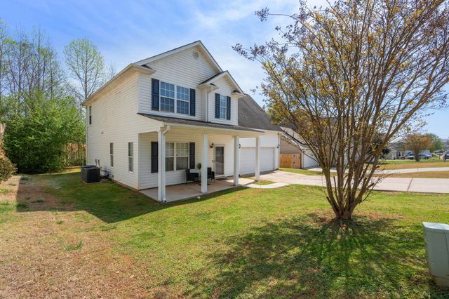 282 Waxberry Court, Boiling Springs, SC 29316