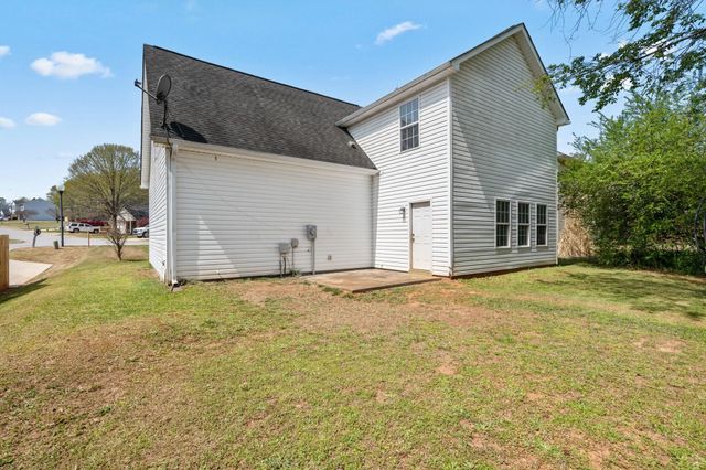 282 Waxberry Court, Boiling Springs, SC 29316