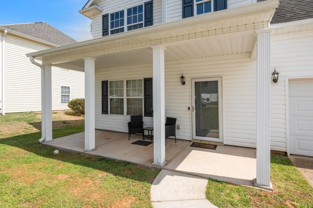 282 Waxberry Court, Boiling Springs, SC 29316