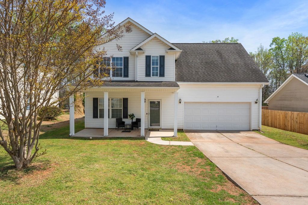 282 Waxberry Court, Boiling Springs, SC 29316