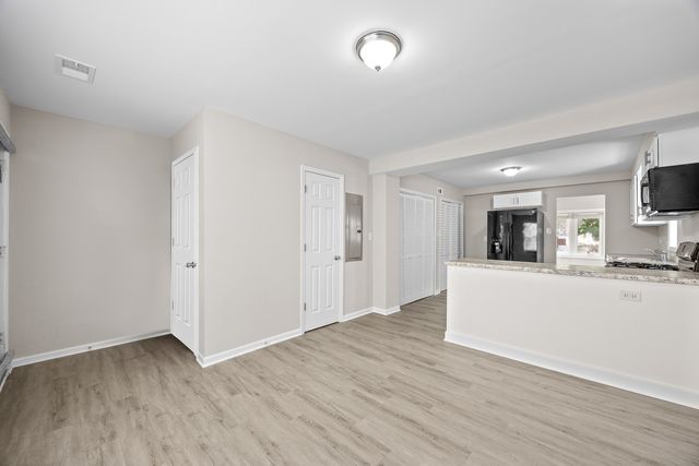 4117 W 99th Street, Oak Lawn, IL 60453