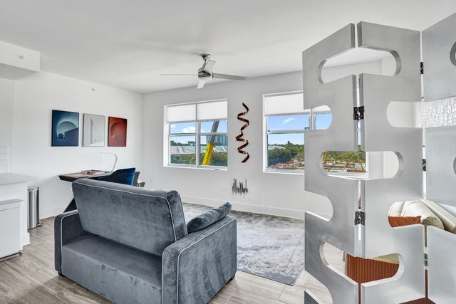 236 SE 5th Avenue 312, Delray Beach, FL 33483
