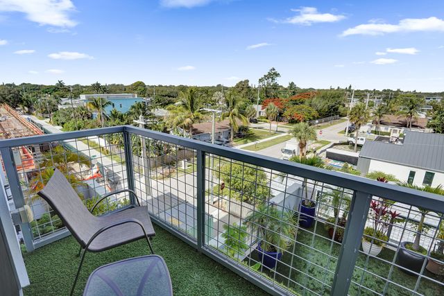 236 SE 5th Avenue 312, Delray Beach, FL 33483