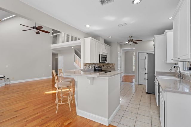 250 Thornberg Drive, Tallahassee, FL 32312