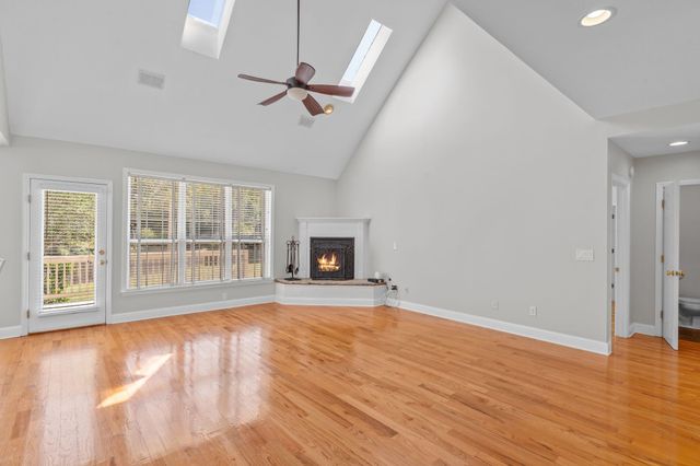 250 Thornberg Drive, Tallahassee, FL 32312