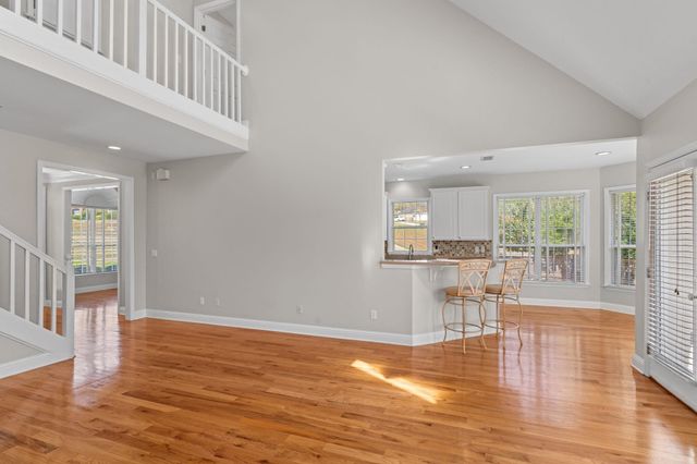 250 Thornberg Drive, Tallahassee, FL 32312