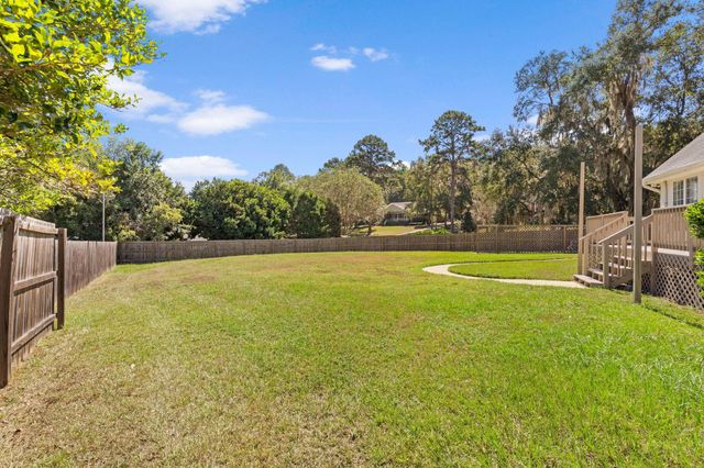 250 Thornberg Drive, Tallahassee, FL 32312