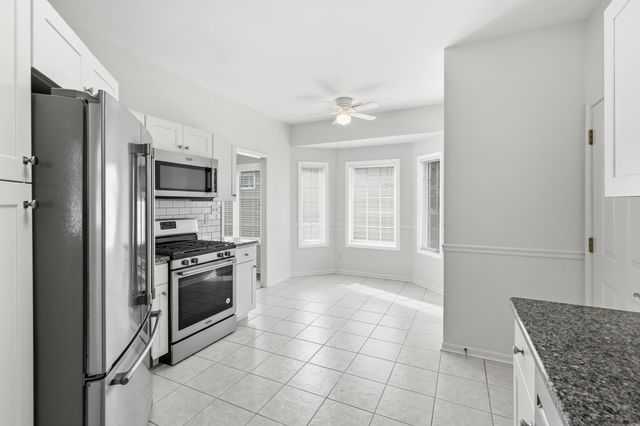 10513 Ontario Drive, Winfield, IN 46307