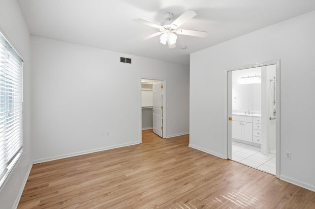10513 Ontario Drive, Winfield, IN 46307