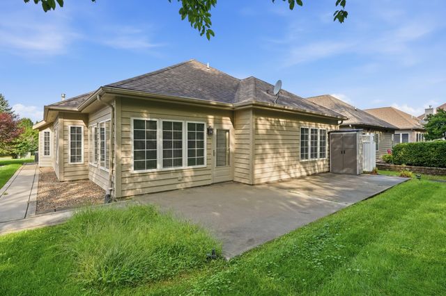 10513 Ontario Drive, Winfield, IN 46307