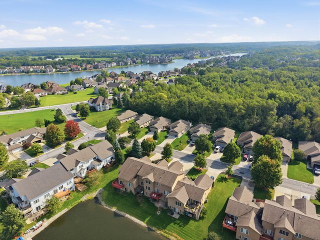 10513 Ontario Drive, Winfield, IN 46307