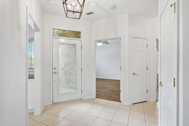 10513 Ontario Drive, Winfield, IN 46307