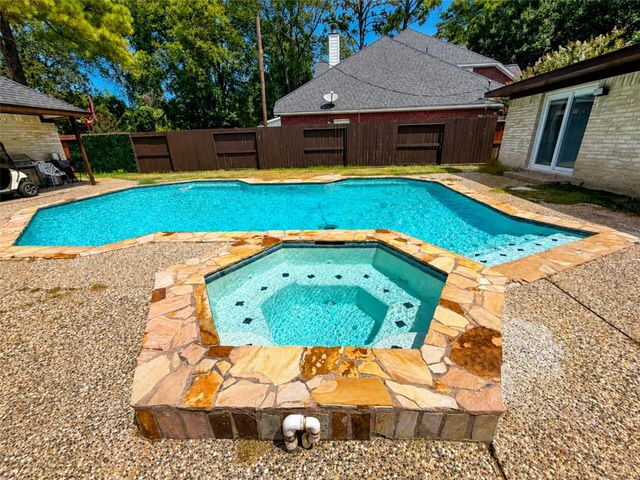 12407 Adams Run Drive, Cypress, TX 77429