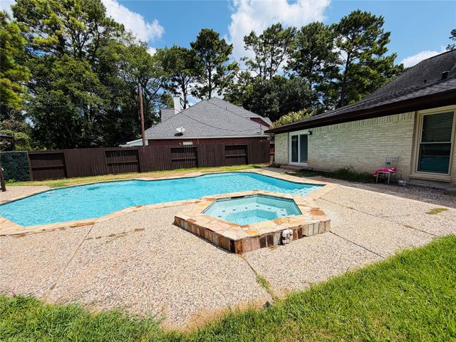 12407 Adams Run Drive, Cypress, TX 77429