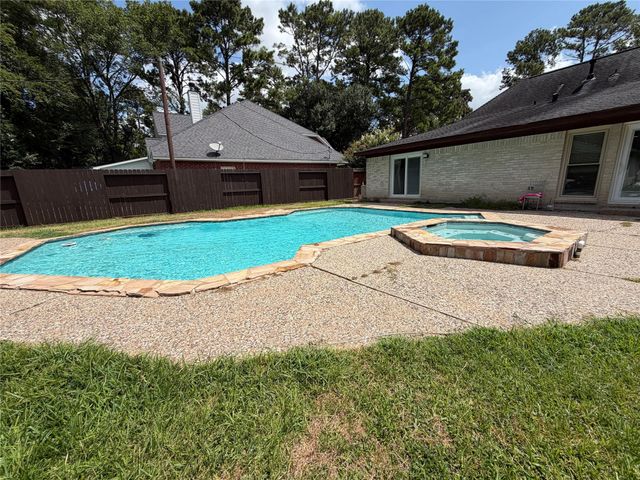 12407 Adams Run Drive, Cypress, TX 77429