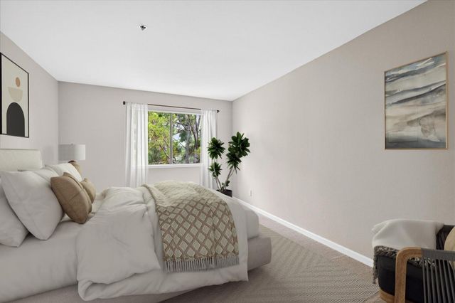 880 E Fremont Avenue 423, Sunnyvale, CA 94087